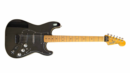 Profile Silhouette Stratocaster, made in Japan